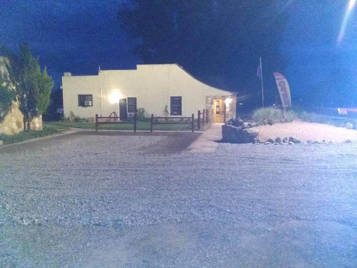 Grand Canyon Cabins Fredonia Exterior photo